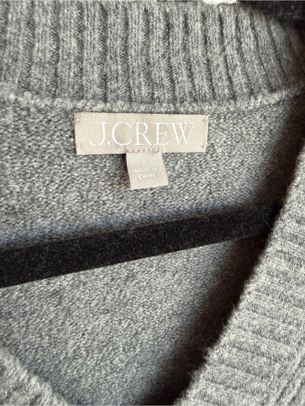 J.Crew Gray Supersoft Yarn Wool Alpaca Blend V-Neck Knit Sweater - Picture 5 of 5